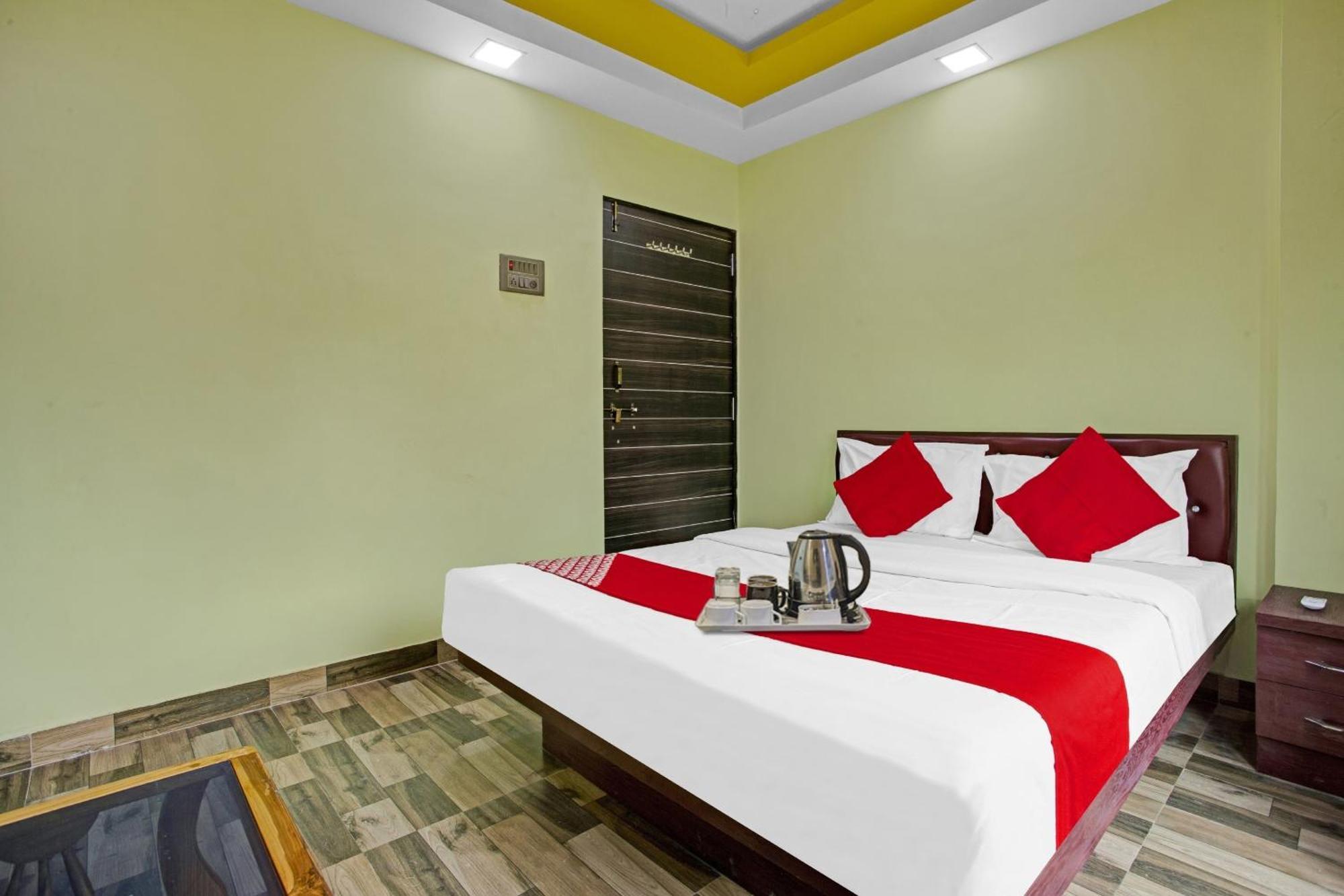 Hotel O Om Sai Residency Lodging And Boarding Taloje Экстерьер фото