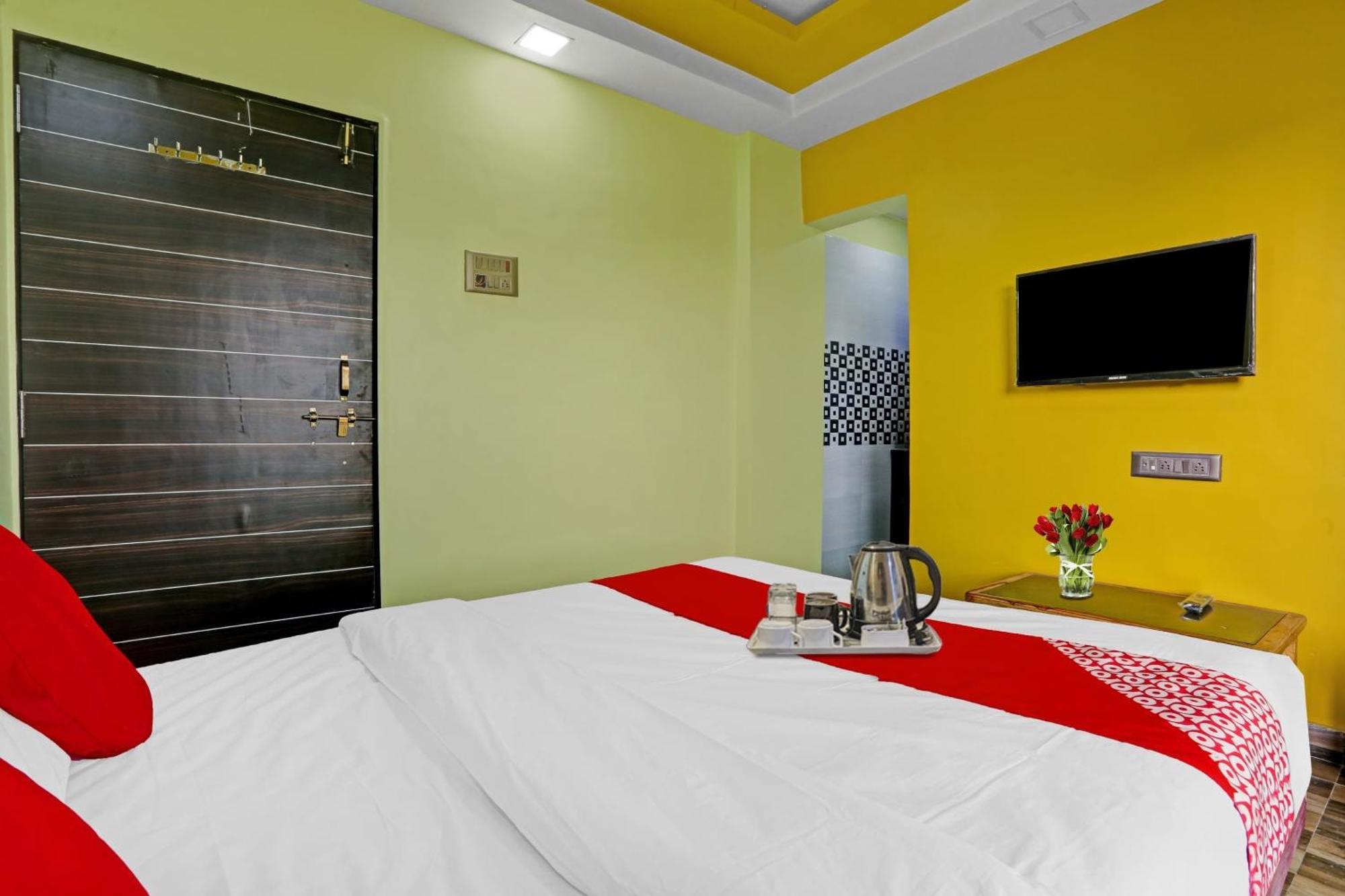 Hotel O Om Sai Residency Lodging And Boarding Taloje Экстерьер фото