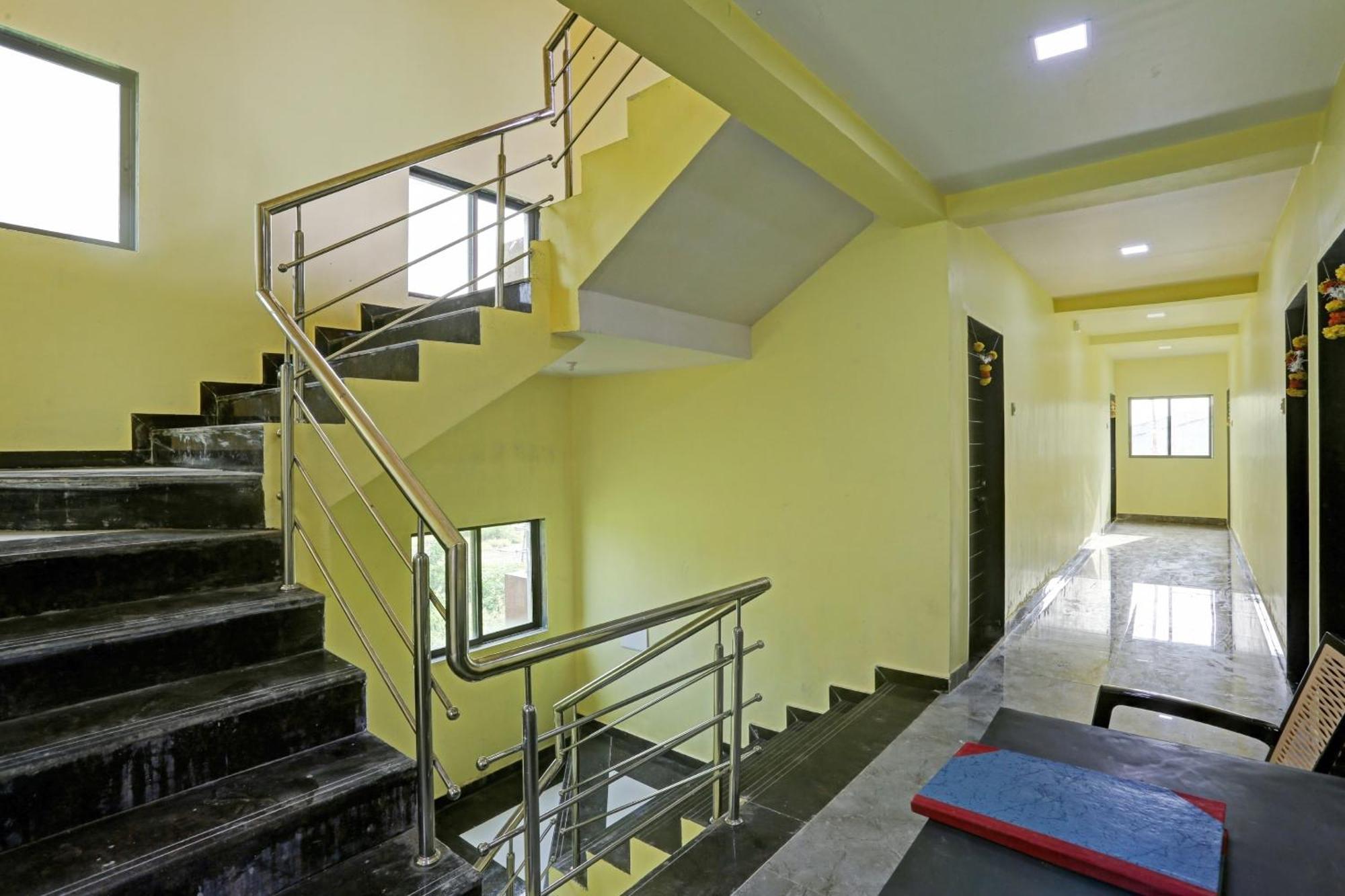 Hotel O Om Sai Residency Lodging And Boarding Taloje Экстерьер фото